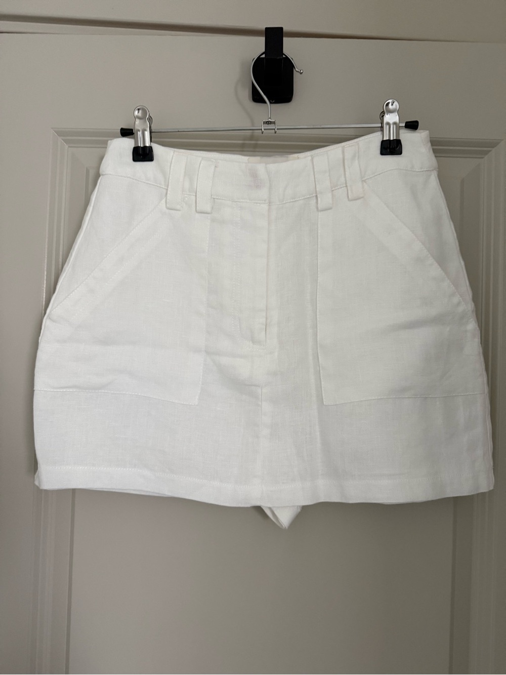 DISSH White Linen Skort
